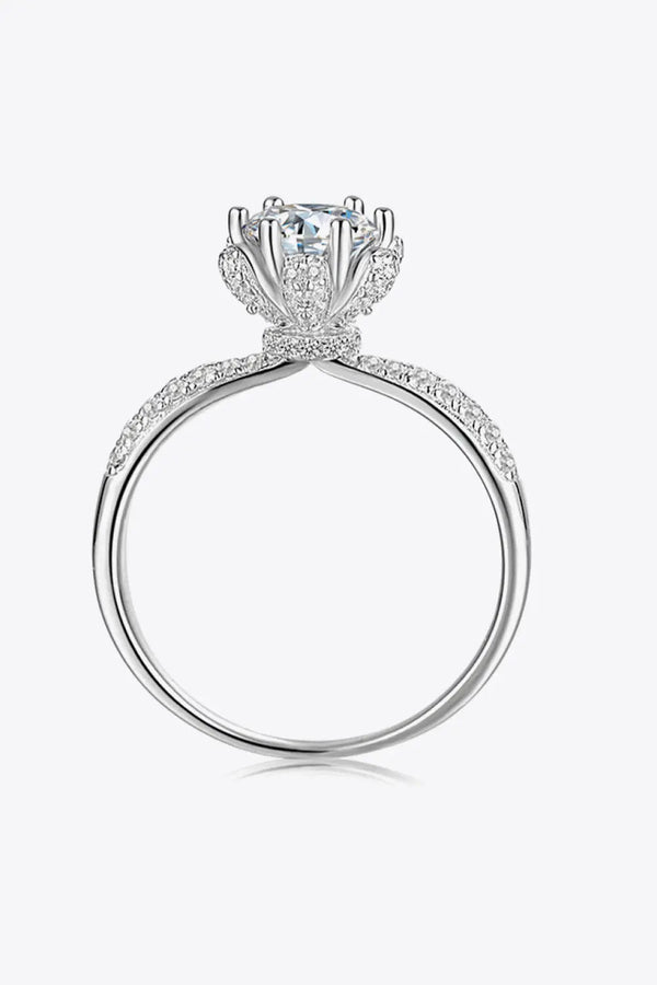 LOVCIA 1 Carat Moissanite 6-Prong Ring