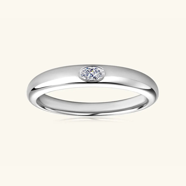 LOVCIA 925 Sterling Silver Inlaid Moissanite Ring