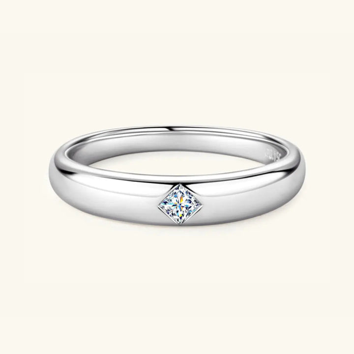 LOVCIA 925 Sterling Silver Inlaid Moissanite Ring