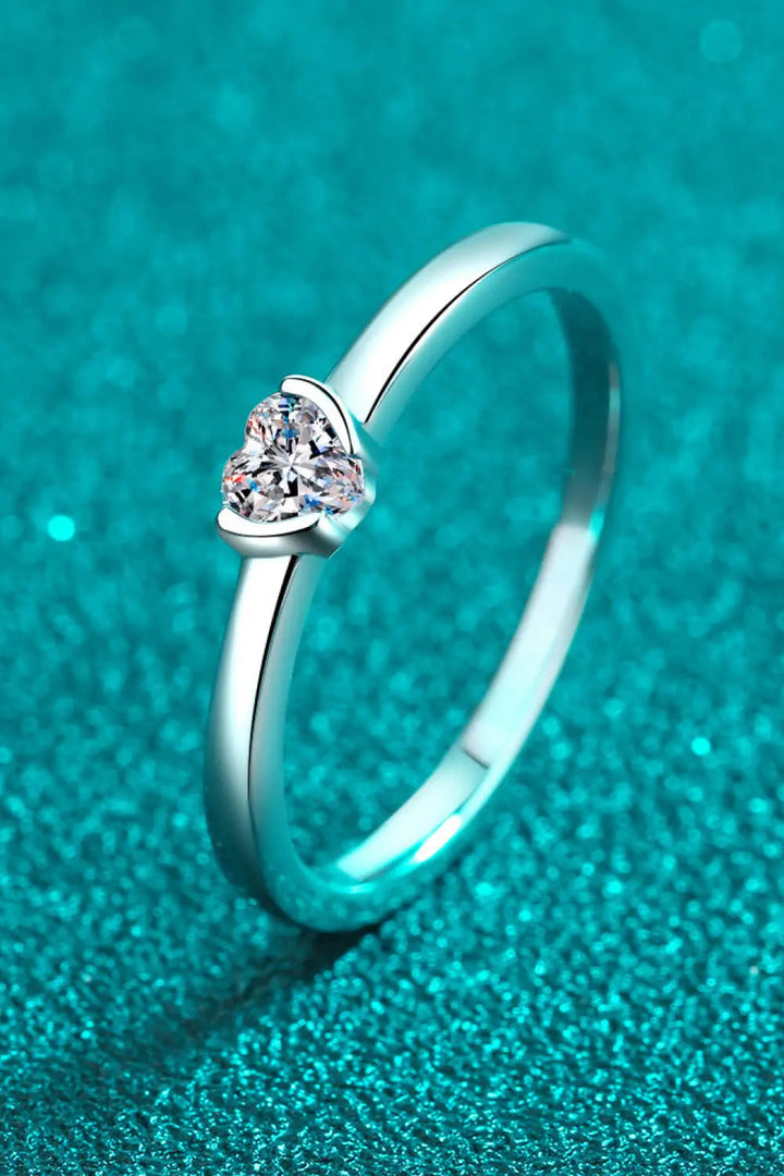 LOVCIA Heart-Shaped Moissanite Solitaire Ring