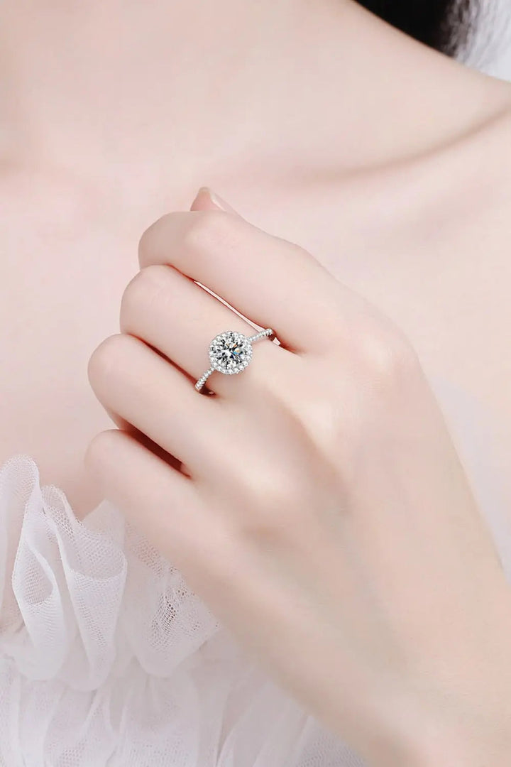 Ready To Flaunt Moissanite Ring LOVCIA