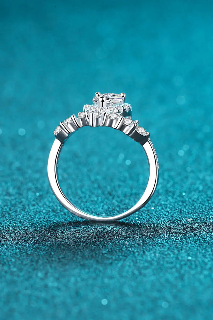 Stand Out Moissanite Ring LOVCIA