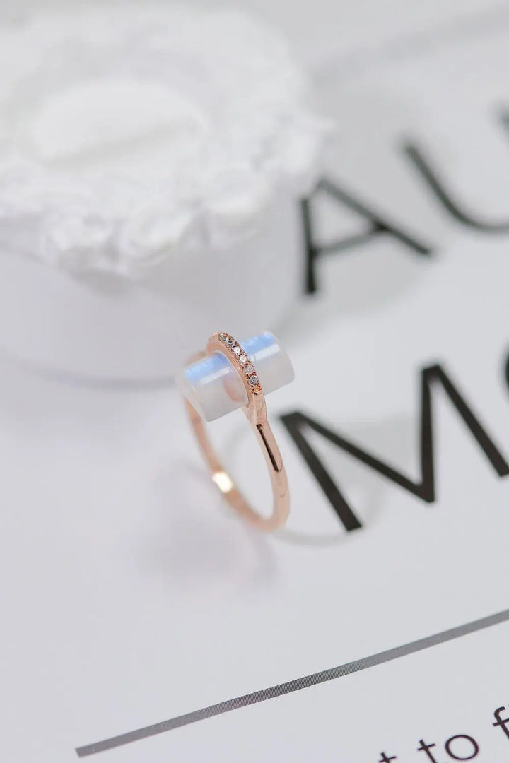 Natural Moonstone Platinum-Plated Ring LOVCIA