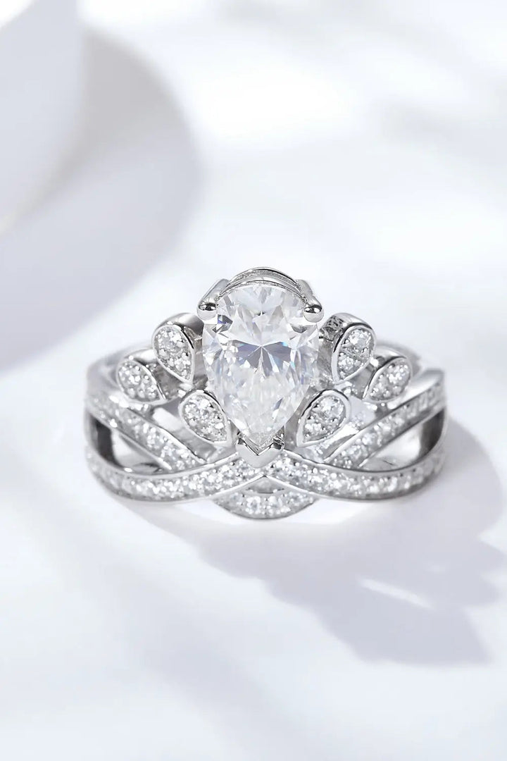 1.5 Carat Moissanite Crown-Shaped Ring LOVCIA