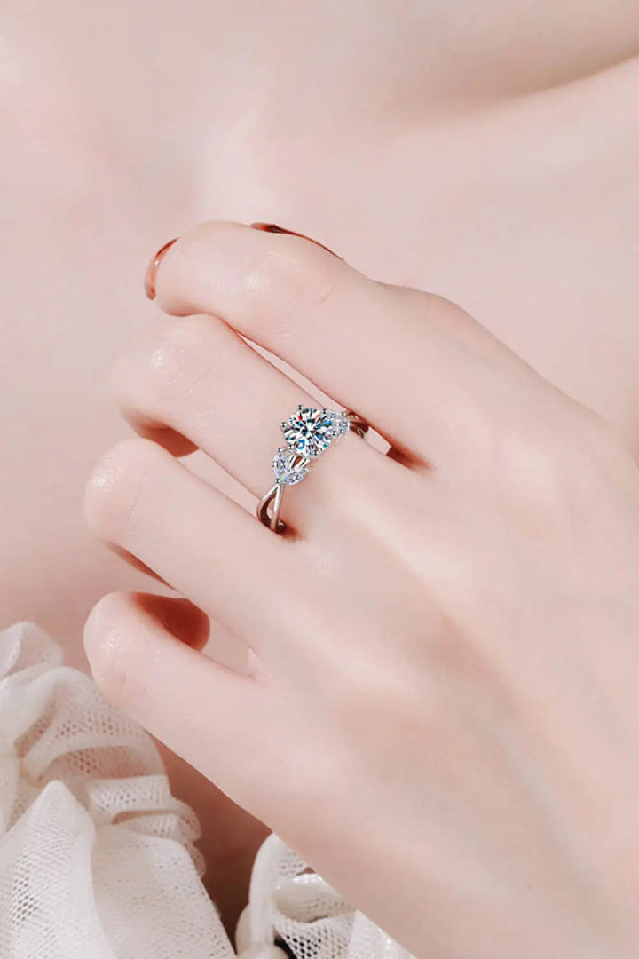 Come With Me 1 Carat Moissanite Ring LOVCIA