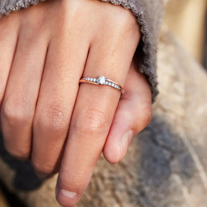 Inlaid Zircon Bicolor Rose Gold-Plated Ring LOVCIA