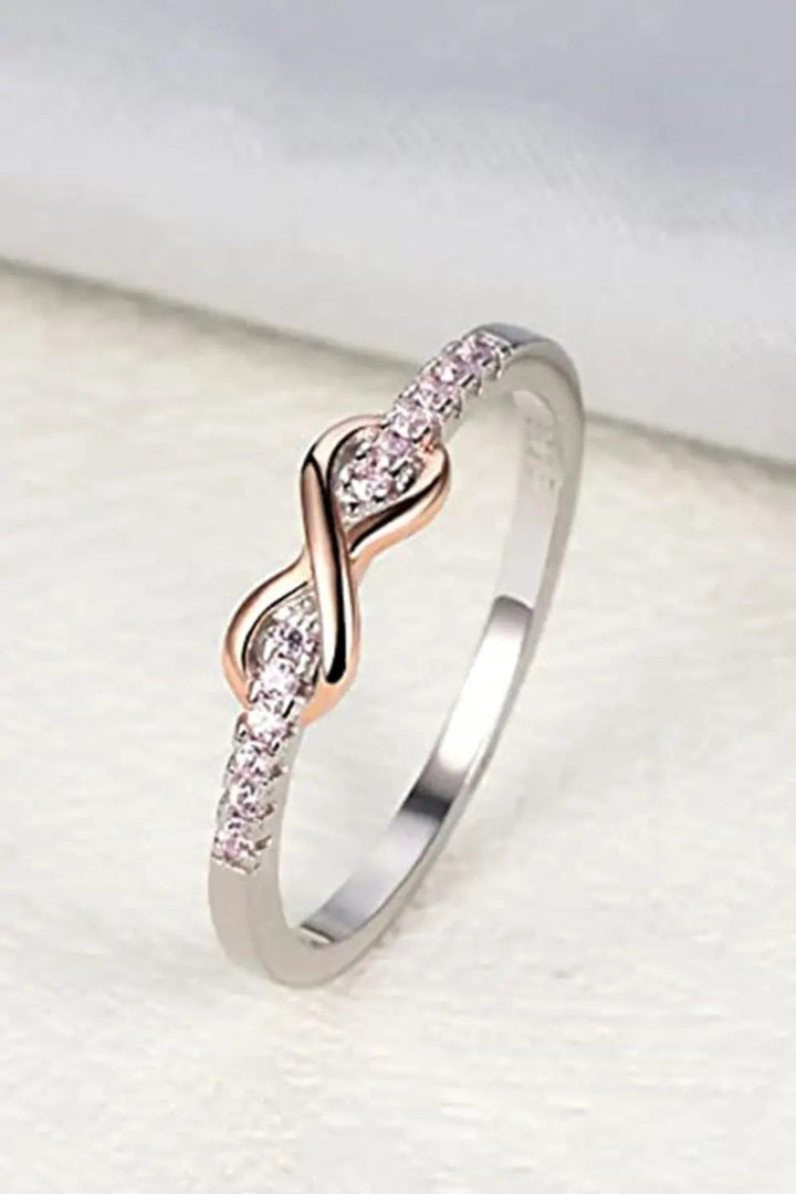 Zircon Crisscross 925 Sterling Silver Ring LOVCIA