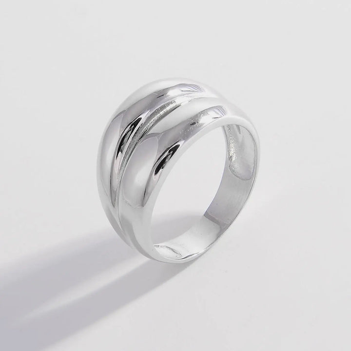 925 Sterling Silver Bulging Ring LOVCIA