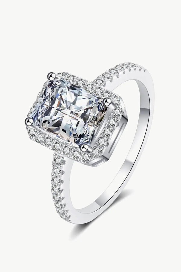 LOVCIA 1 Carat Rectangle Moissanite Ring