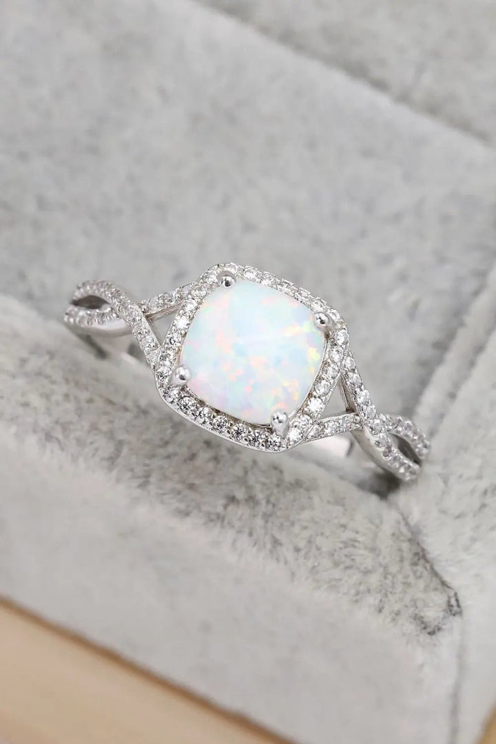 LOVCIA Opal Contrast Crisscross Ring