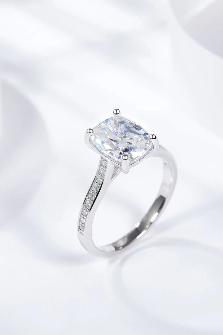 3 Carat Moissanite Platinum-Plated Side Stone Ring LOVCIA