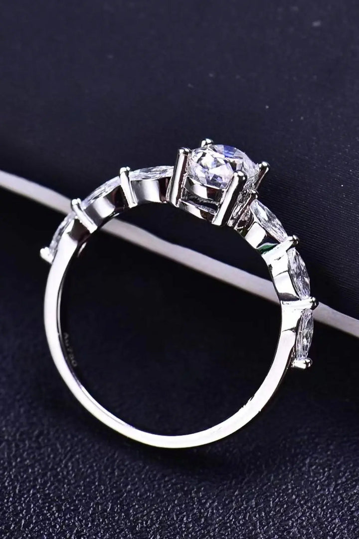 1 Carat Moissanite Oval Ring LOVCIA